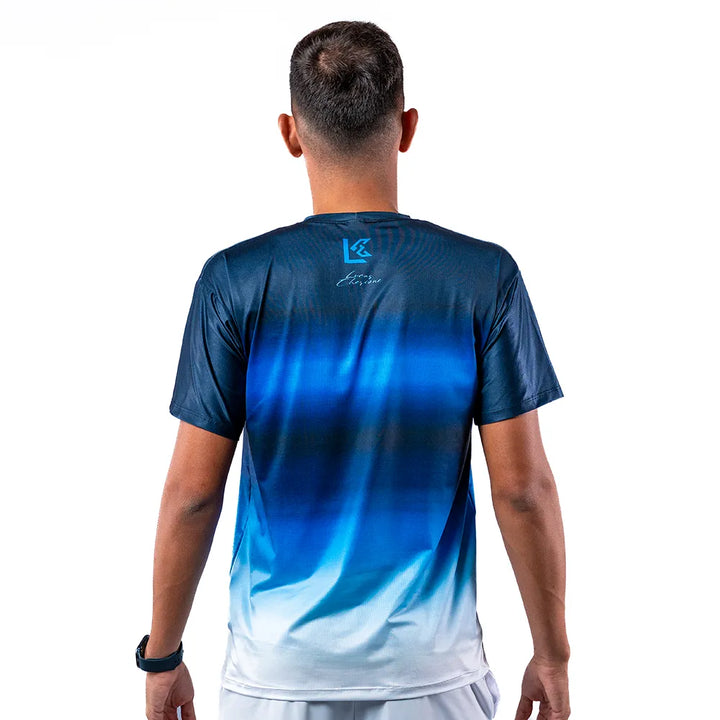 Camiseta Esportiva Degrade Azul Zeiq Lucas Cherione