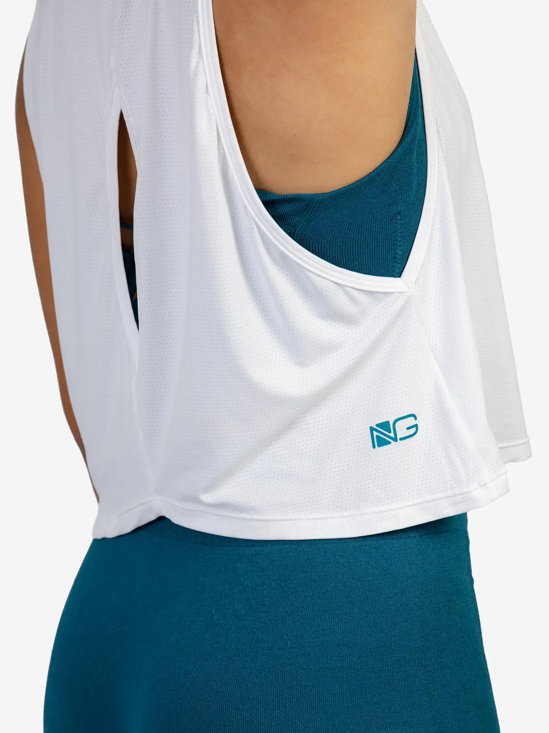 Cropped Fit Mesh Dry NG Zeiq Branco