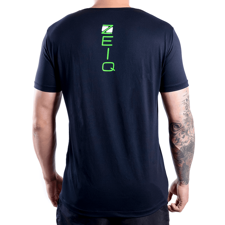 Camiseta Esportiva Slim Zeiq Preta - Logo Verde e Branco