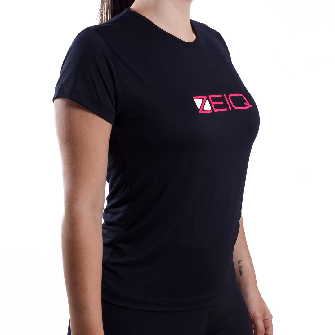 Baby Look Zeiq Preta - Logo Rosa e Branco