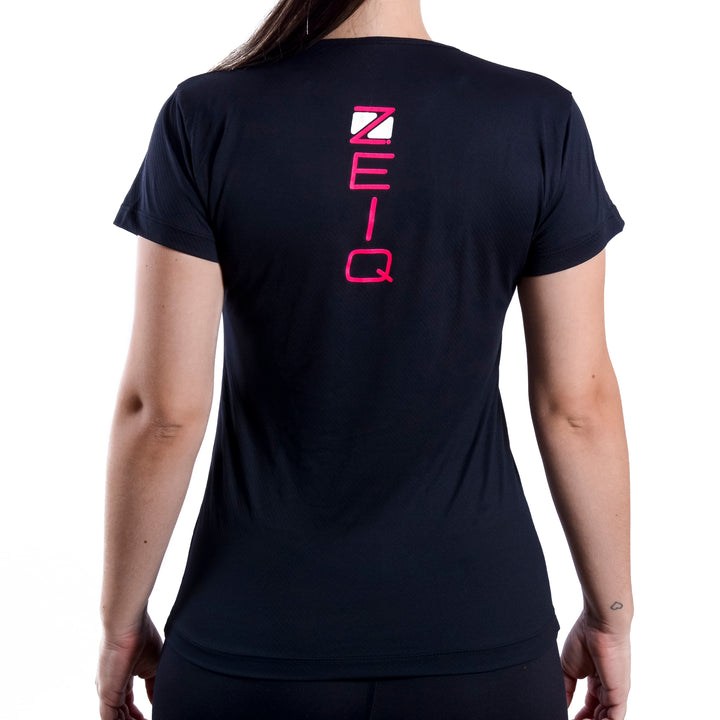 Baby Look Zeiq Preta - Logo Rosa e Branco