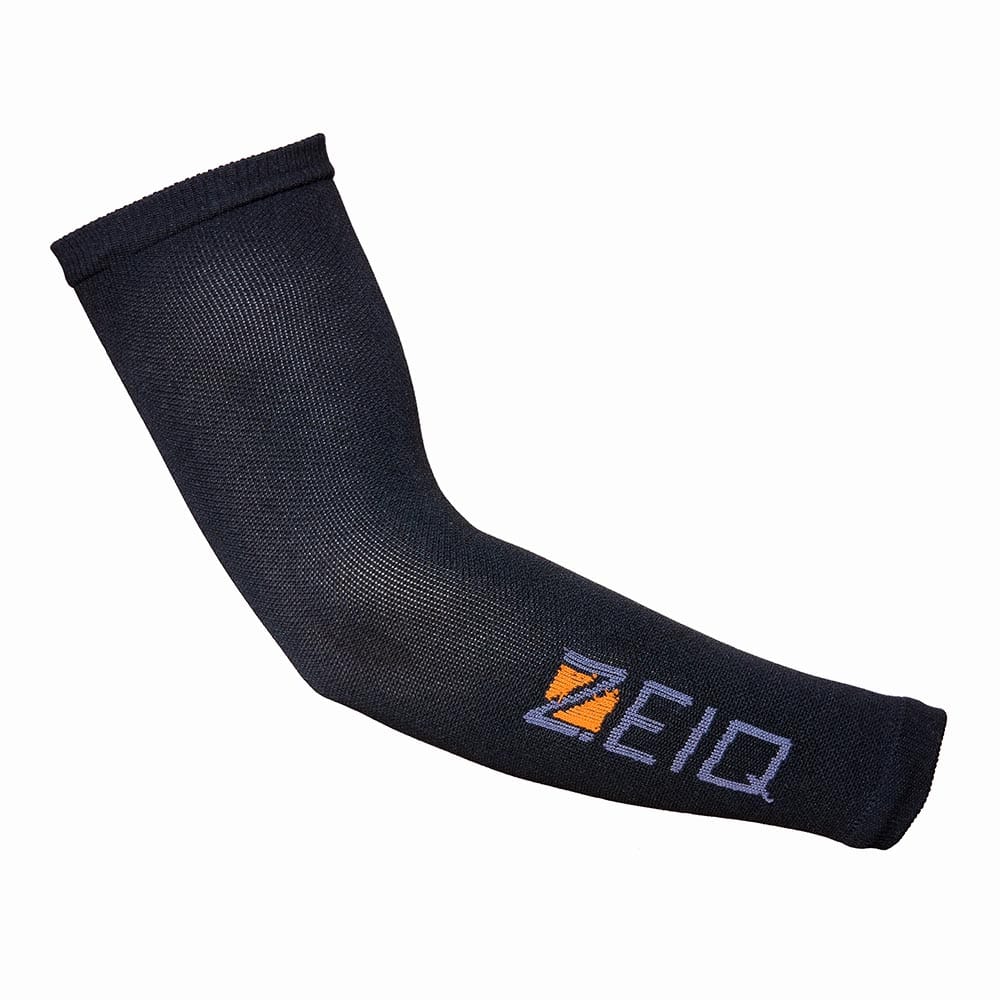 Manguito de Compressão Zeiq Preto - Logo Cinza e Laranja